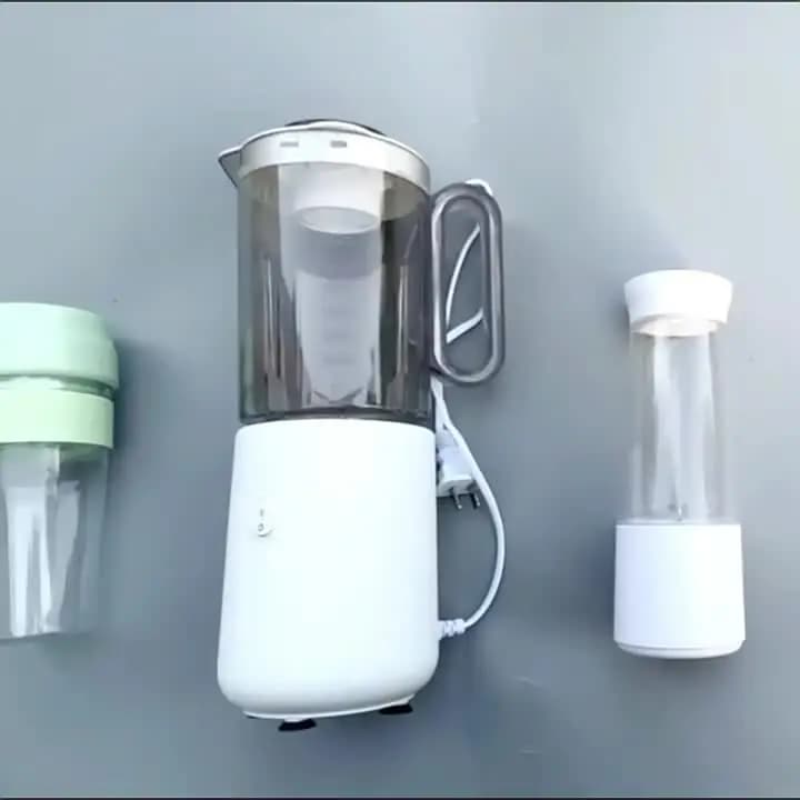 小型便携榨汁杯 家用小型果蔬机 多功能迷你无线榨汁机